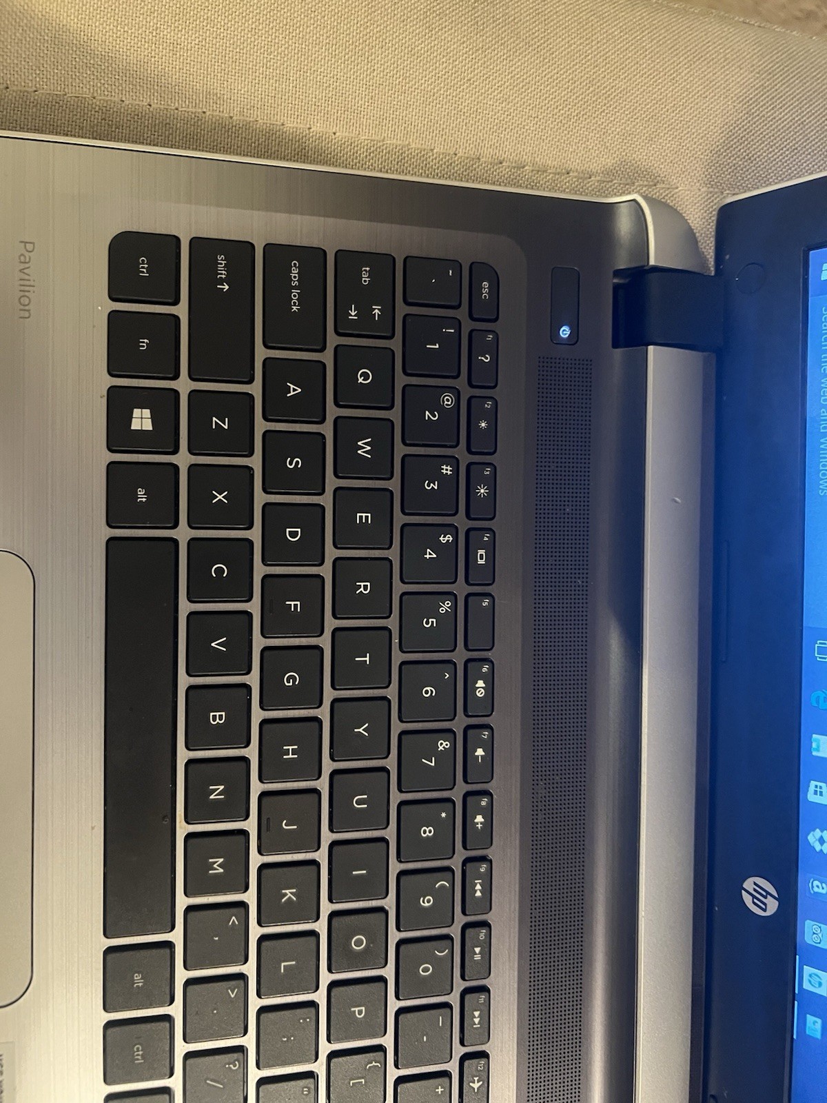 HP Pavilion 15-ab125no Laptop – AMD A10-8700p 15.6″ 1 Terabyte Storage