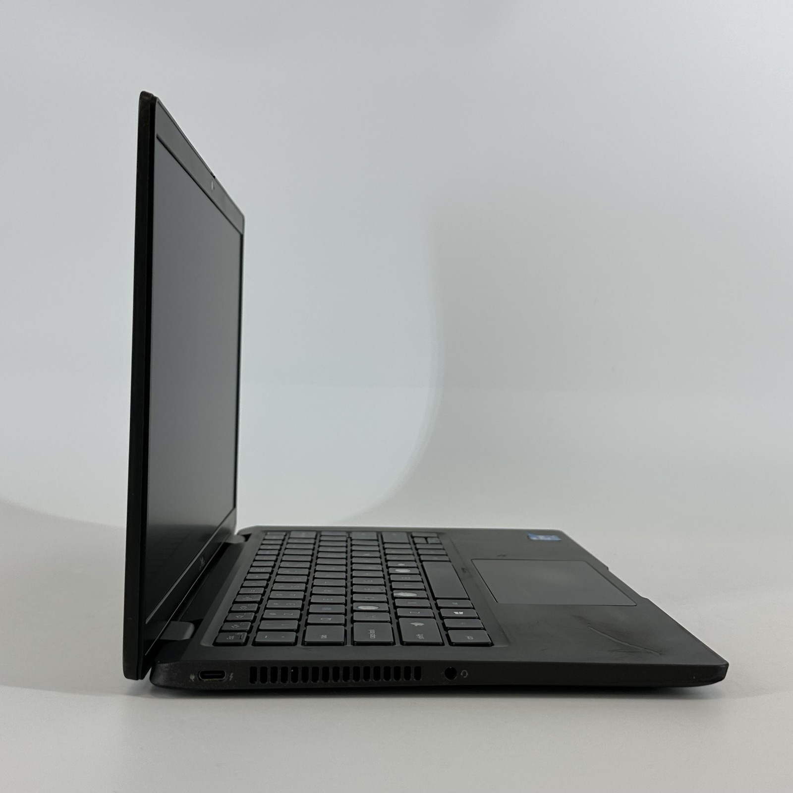 Dell Latitude 7320 13.3 FHD i5-1145G7 2.60GHz 8GB 256GB SSD Good STIFF TRACKPAD
