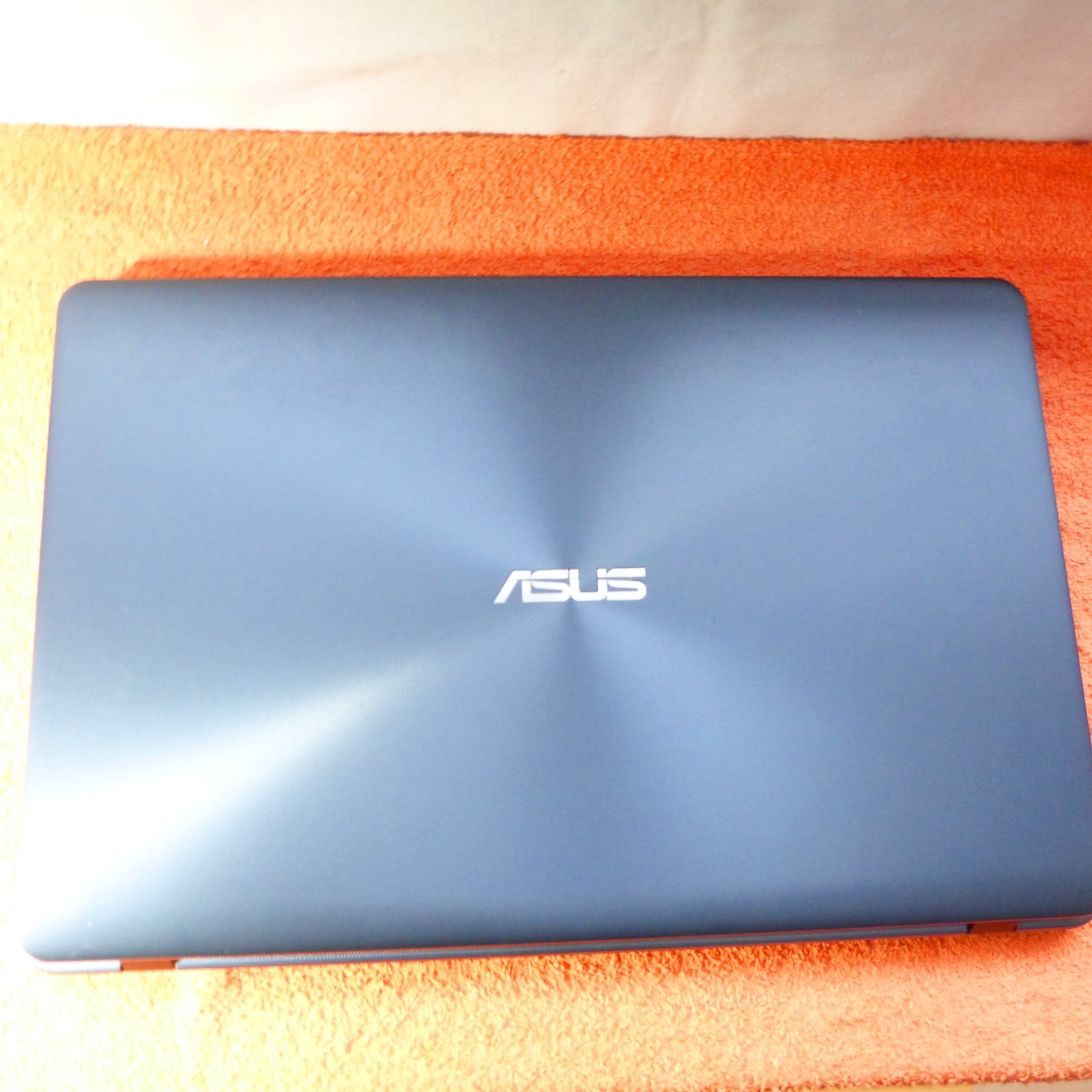 XXL LOT Asus F705 Vivo UltraBook 17″ HDPLUS l SSD Windows 11 l USBC HDMI