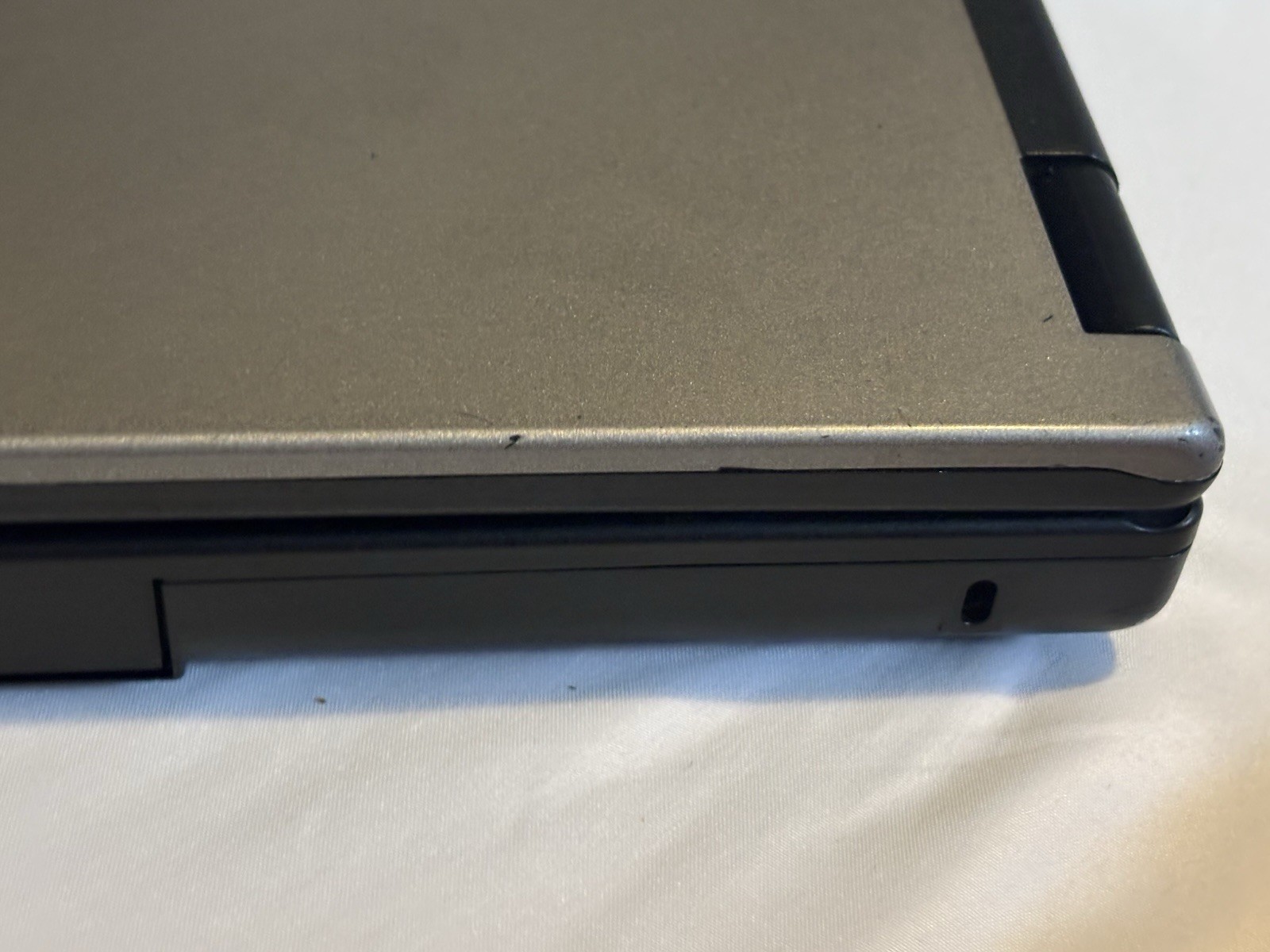 Vintage Dell Inspiron B130 Laptop M Celeron 1.60GHz 1gb RAM 36GB Win XP