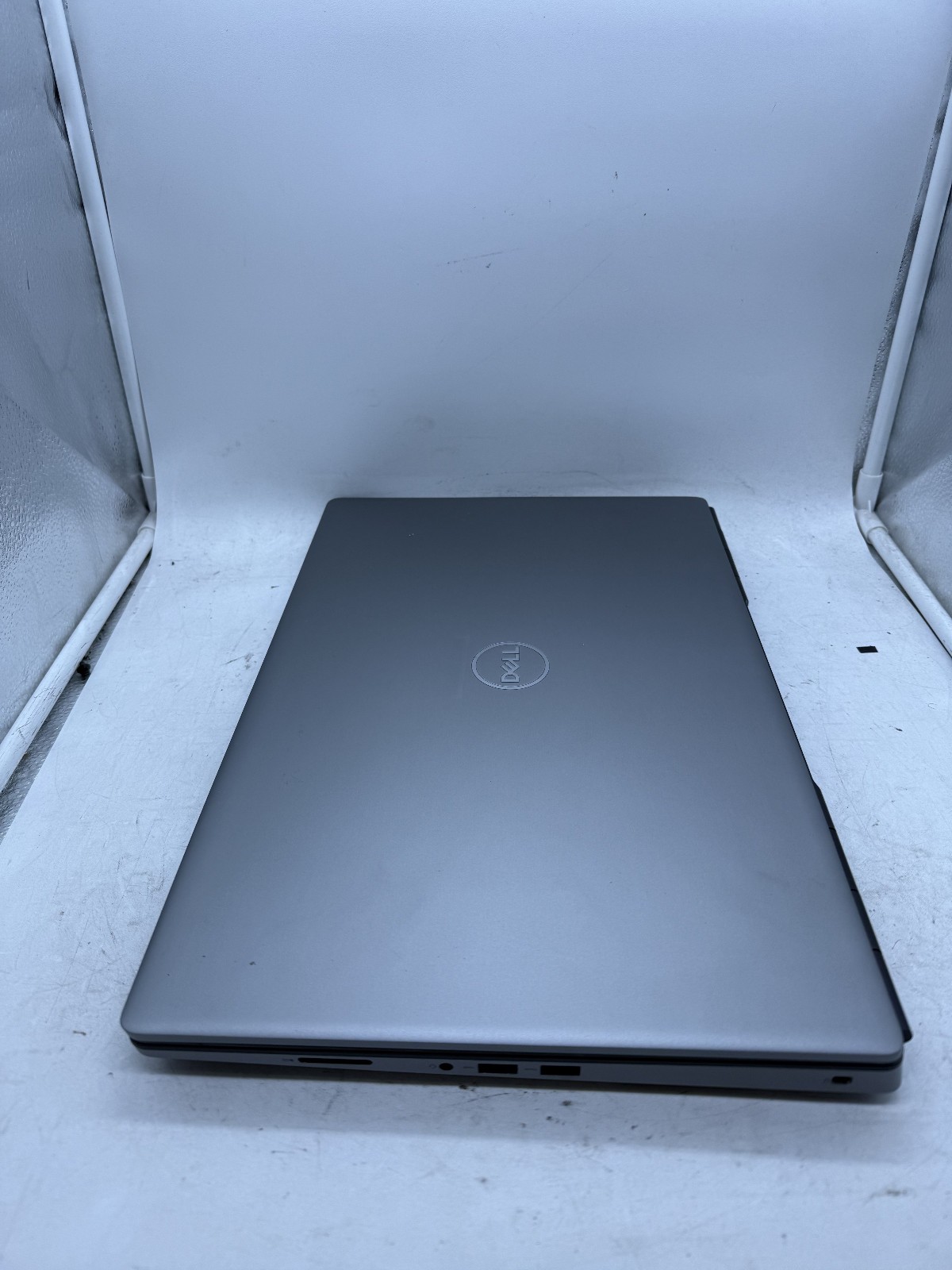 Dell Precision 7750 I7-10850H Nvidia Quadro T1000, No SSD Bios LOCK