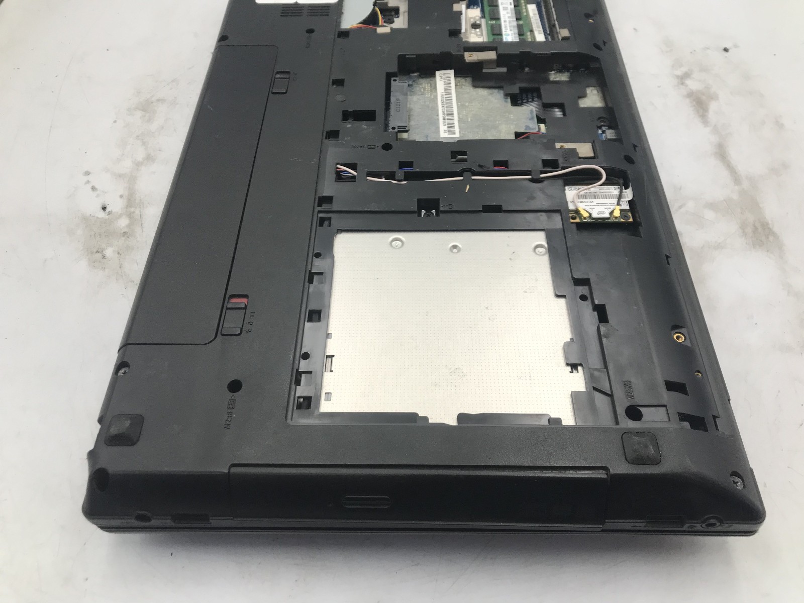 LENOVO IDEAPAD P580 – BOOTS TO BIOS – INTEL I5 3210M – 4GB RAM – READ DESC – BB