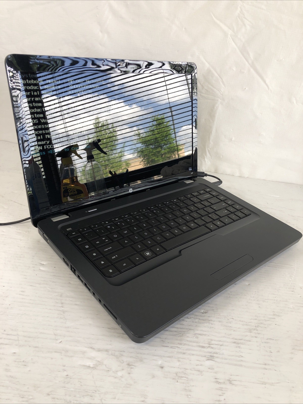 HP G62-340US Laptop AMD Athlon II P340 4GB Ram NO HD/OS/Caddy -Bad Batt -Working