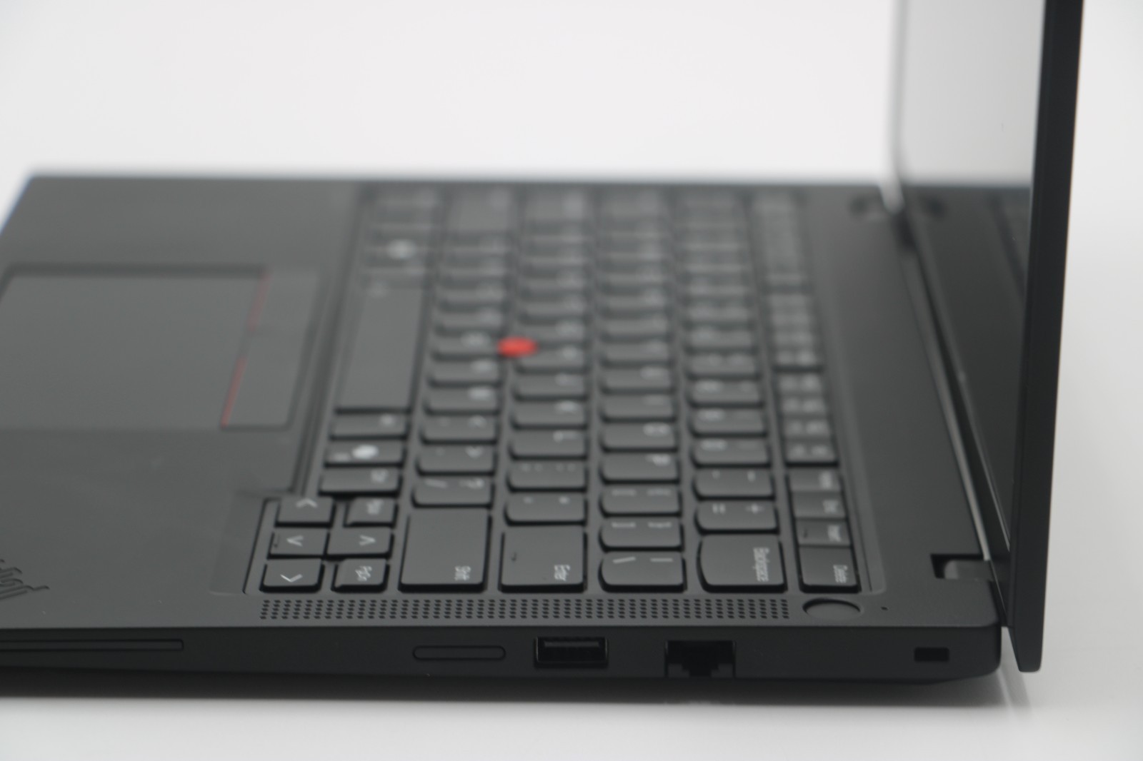 Lenovo Thinkpad T14 Gen 6 14″ Touch Ultra 5 235U/ 16GB RAM/ 512GB SSD/ 3YR WRNTY