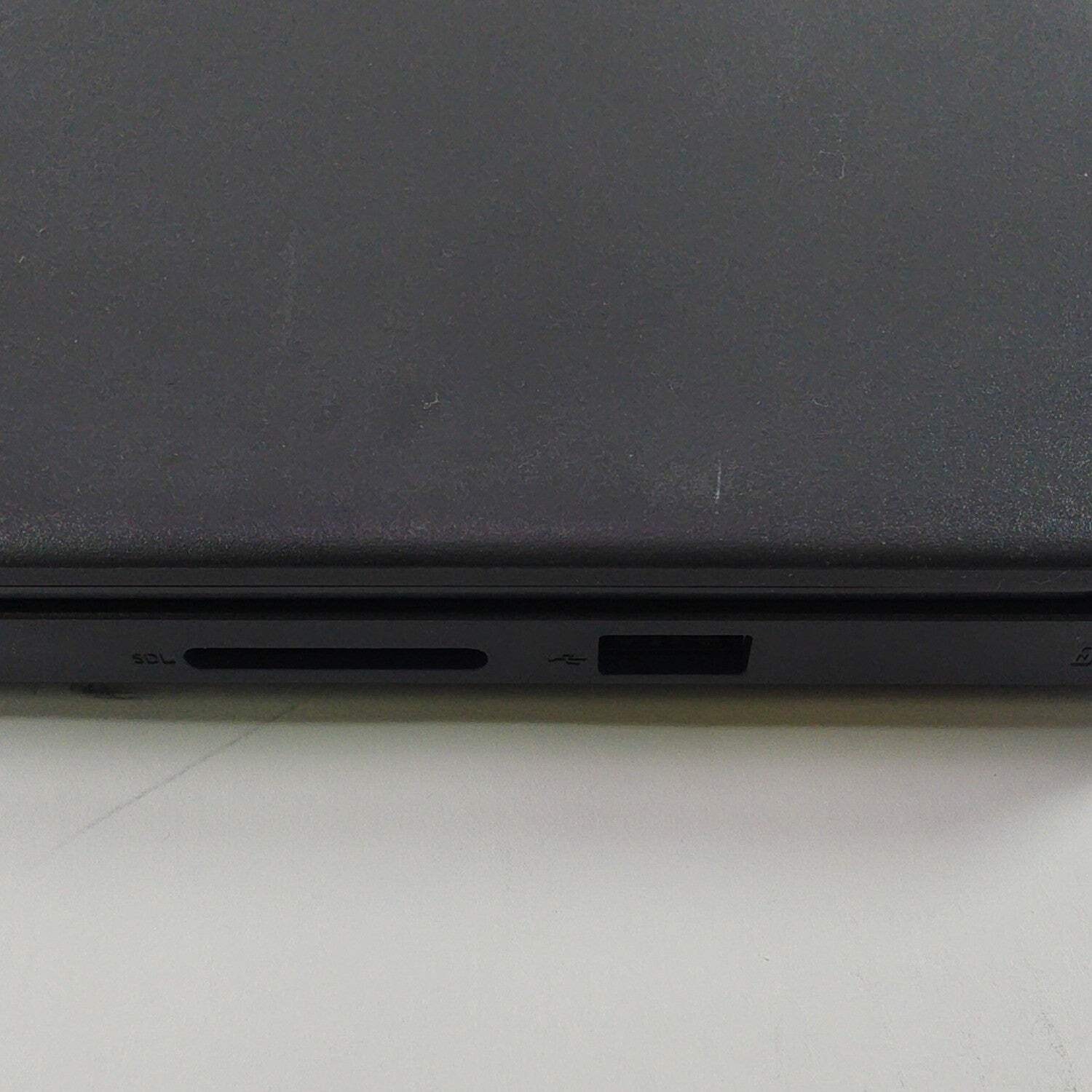 Dell Inspiron 3505 15.6″ Ryzen 5 2500U 2.0GHz 12GB RAM 256GB SSD
