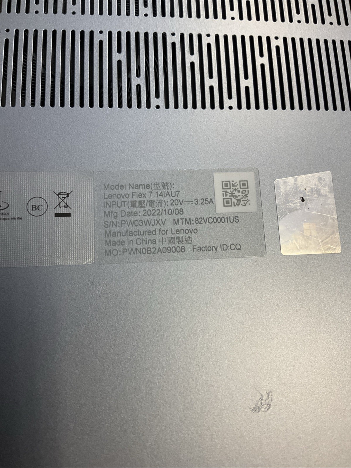 Lenovo Flex 7 14IAU7 14″ TS Notebook, i7-1255U 16GB 512GB W11H Read Description
