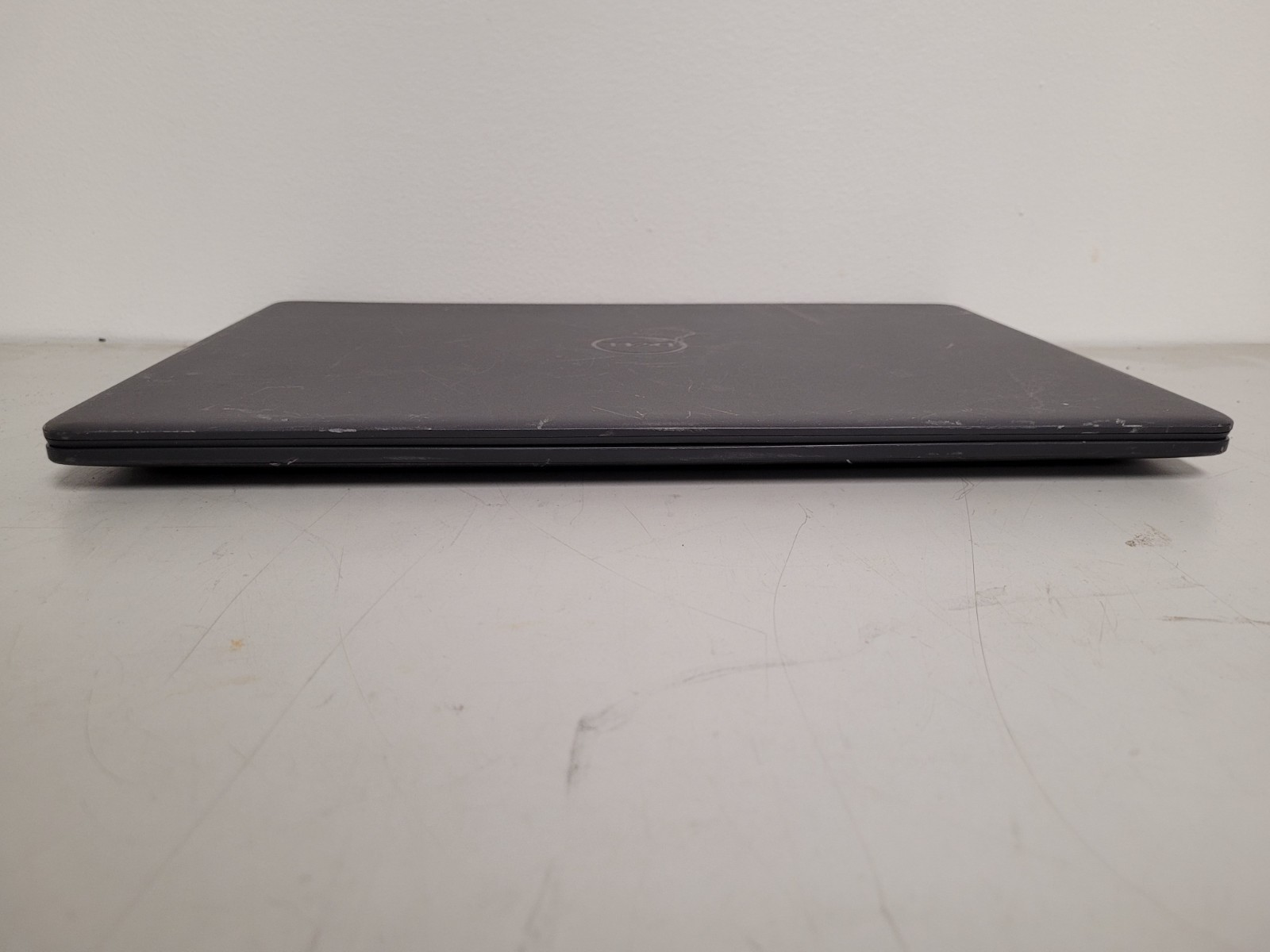 Dell inspiron 3505 15.6″rayzen5 3450u 2100mhz 12gb ram 256gb ssd charger 9BZH393