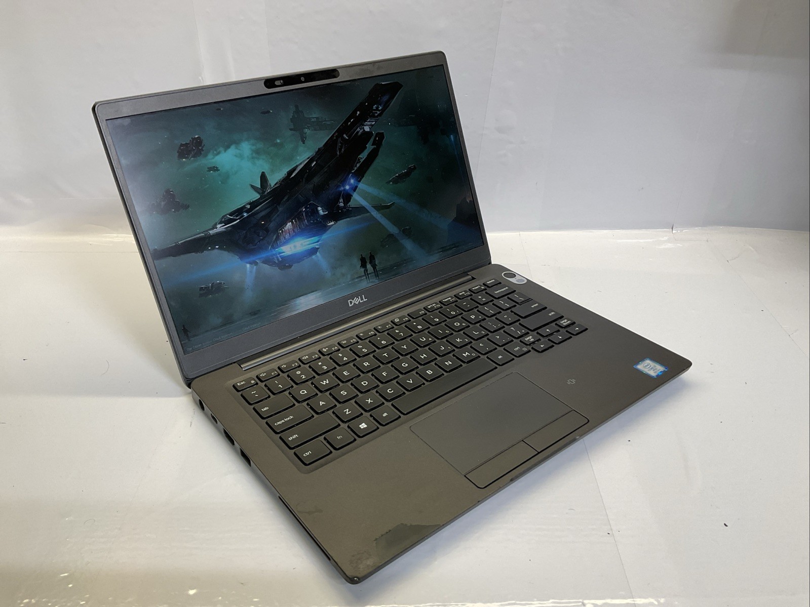 Dell Latitude 7300/ i7-8th Gen/ 16GB RAM/ 128GB SSD/FHD/W11/AC(131F)