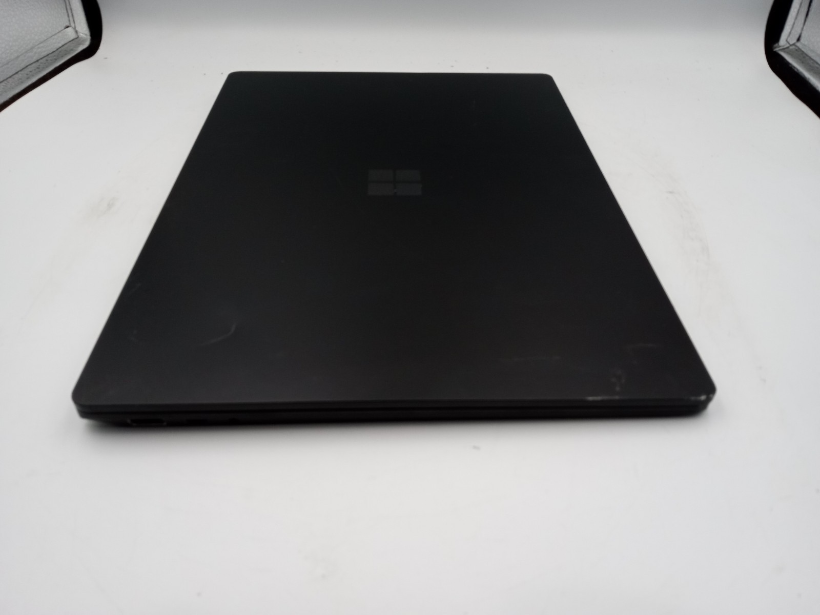 Microsoft Surface Laptop 4 1979 15″ Intel i7-1185G7 16GB 256GB W11 – READ -RR