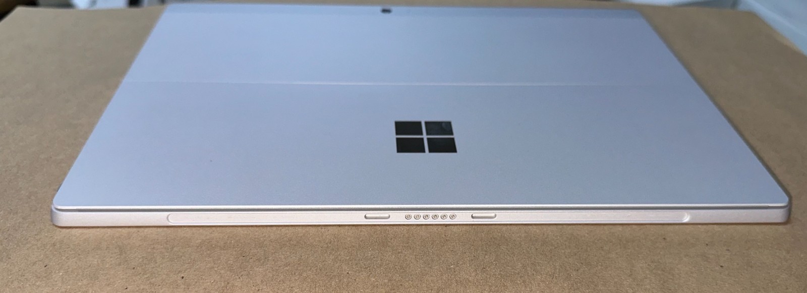 Microsoft Surface Pro 5 LTE, 1807, 12.3″ i5, 4GB, 128GB Wi-Fi + Cellular – A