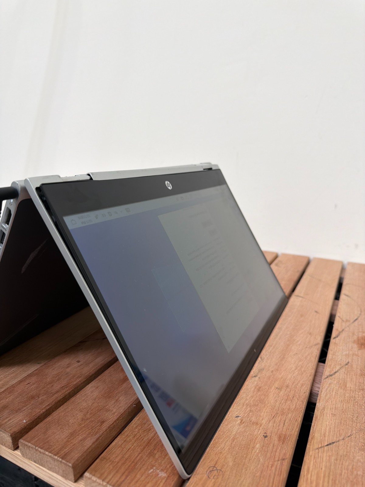 HP Pavilion X360 14 inch (128GB, Intel Core i3 8th Gen., 2.20Ghz, 8GB) For Parts