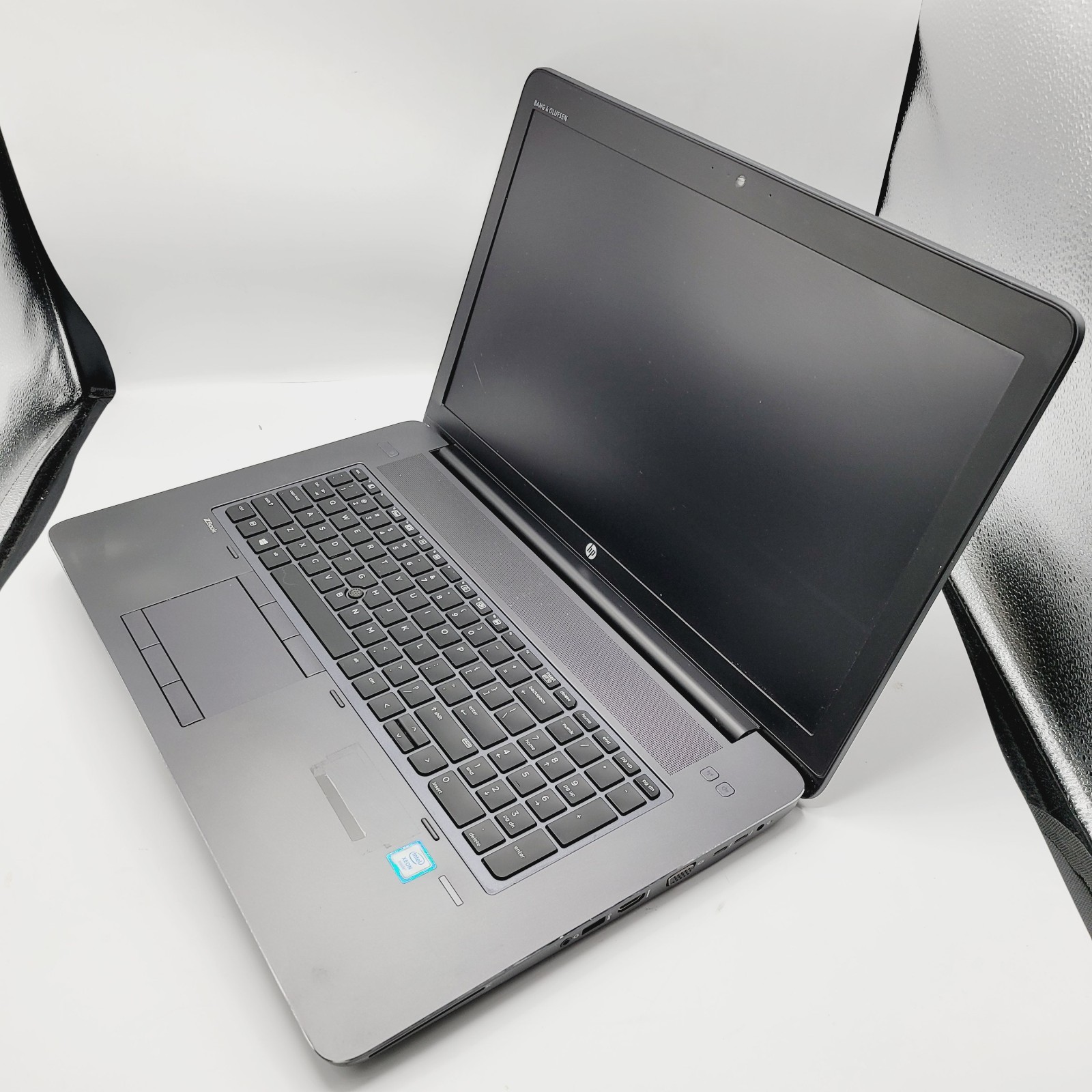 HP ZBOOK 17 G3 Xeon E3 16GB RAM No HDD 17″ FOR PARTS