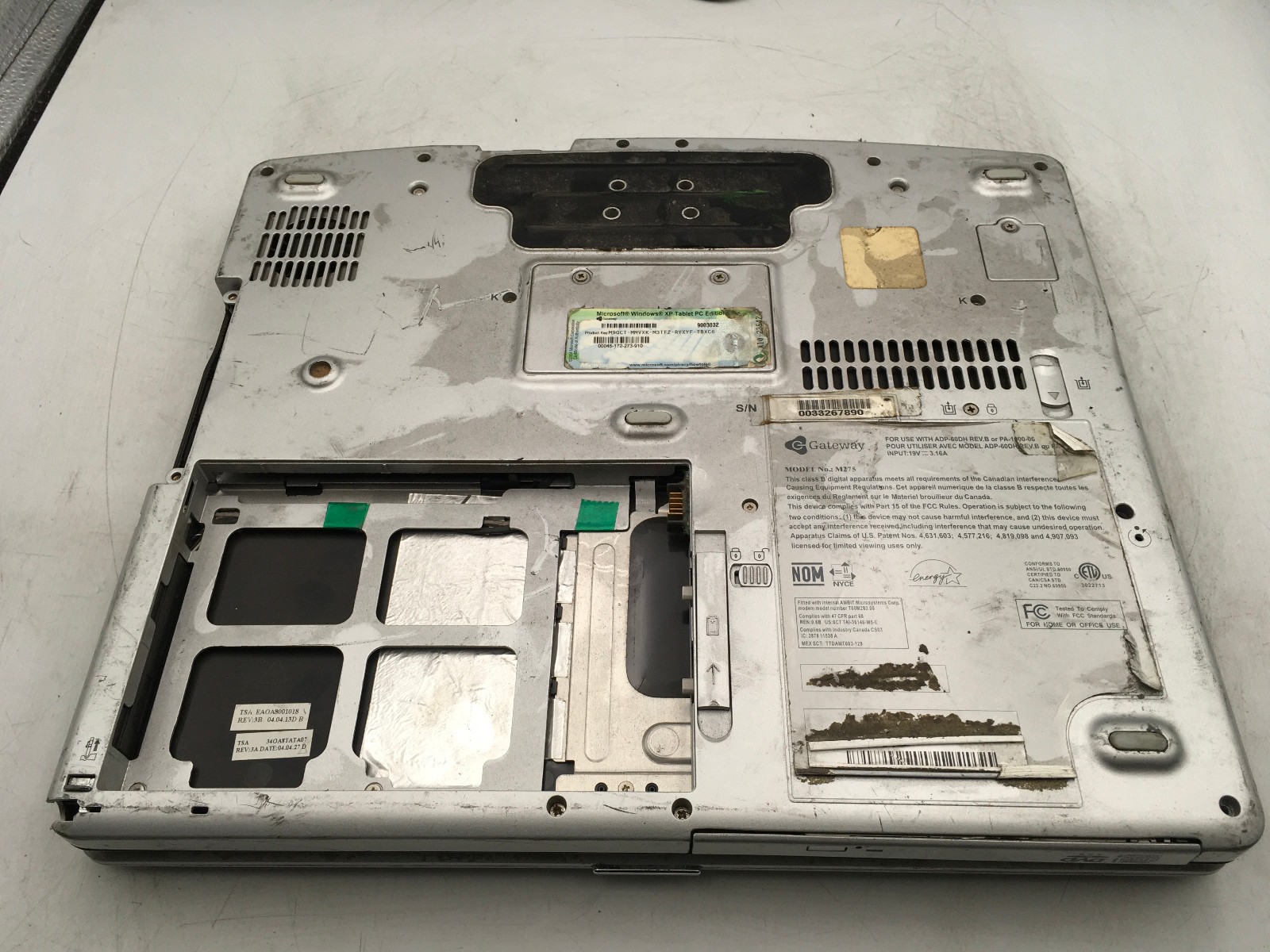 GATEWAY M275 -FOR PARTS/NO POWER- INTEL PENTIUM M – 256MB RAM – BAD LCD -READ-BB