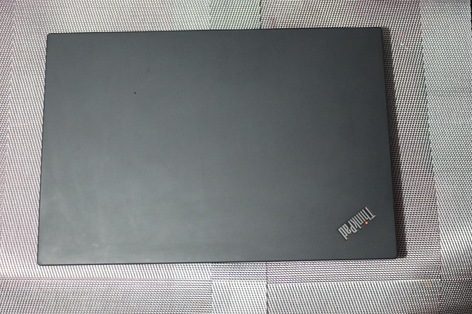 Lenovo Thinkpad T490 14 in (SSD,Intel Core i5 8th Gen.)