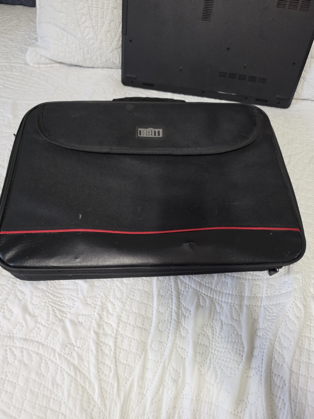 Dell Inspiron 15 5100 15.6″ Black Intel 2.0GHz 4GB 500GB HDD Win8 Unlocked