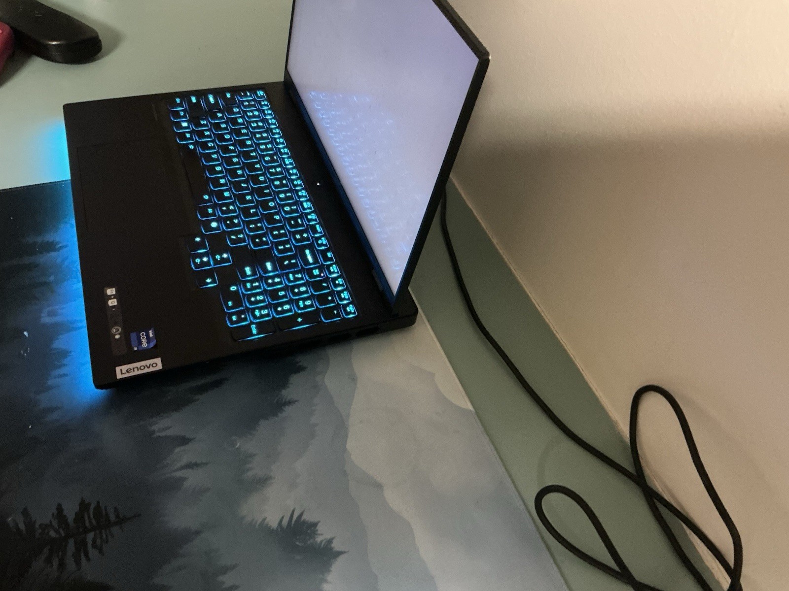 Lenovo Legion Pro 7i Gen 9 16 240Hz QHD+ i9-14900HX 32GB 1TB RTX 4090