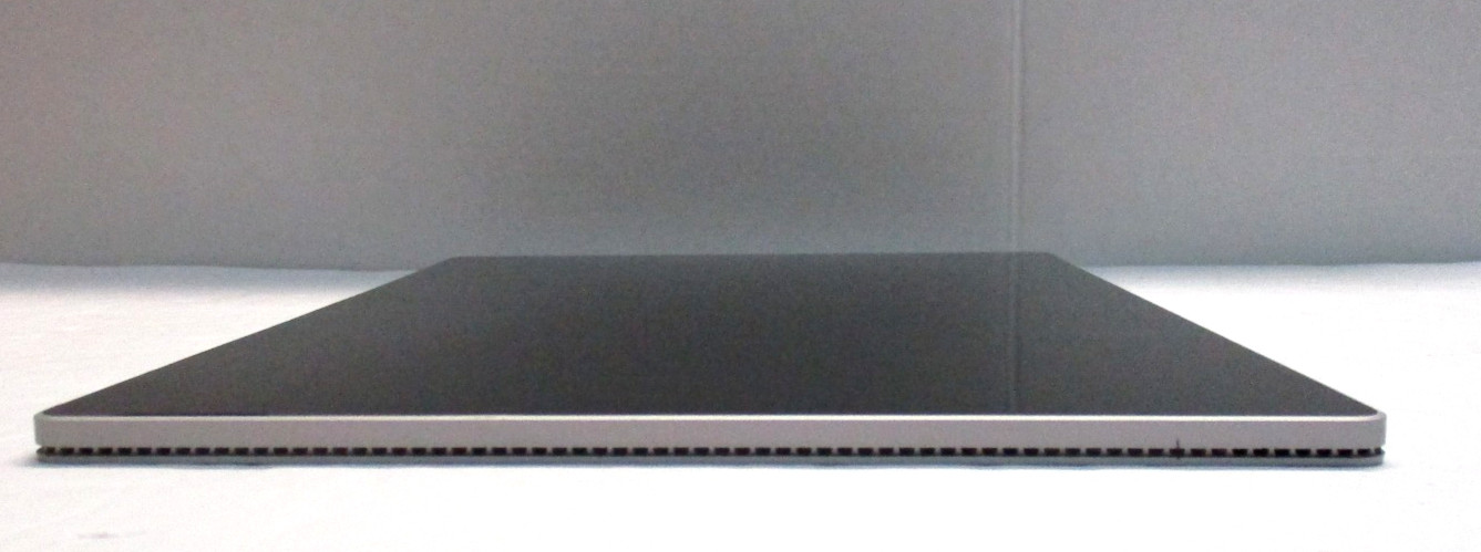 Microsoft Surface Book 1/ 13.5″ TOUCH i7-6600U 2.6GHz 8GB 256GB SSD/TABLET ONLY