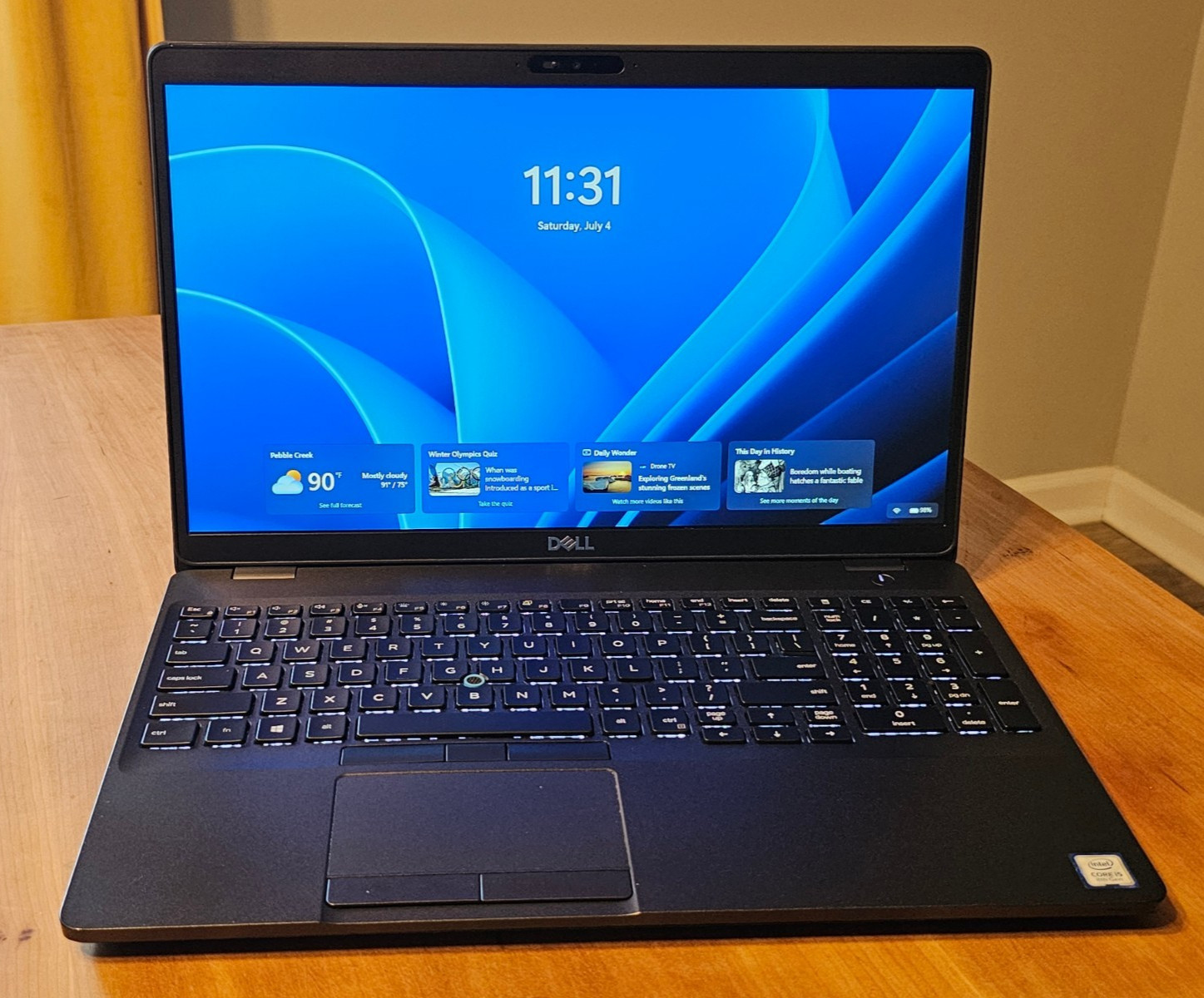 Good Dell Latitude 5500 i5-8265U 1.6GHz 8GB RAM 256GB NVMe Full HD AC & Battery