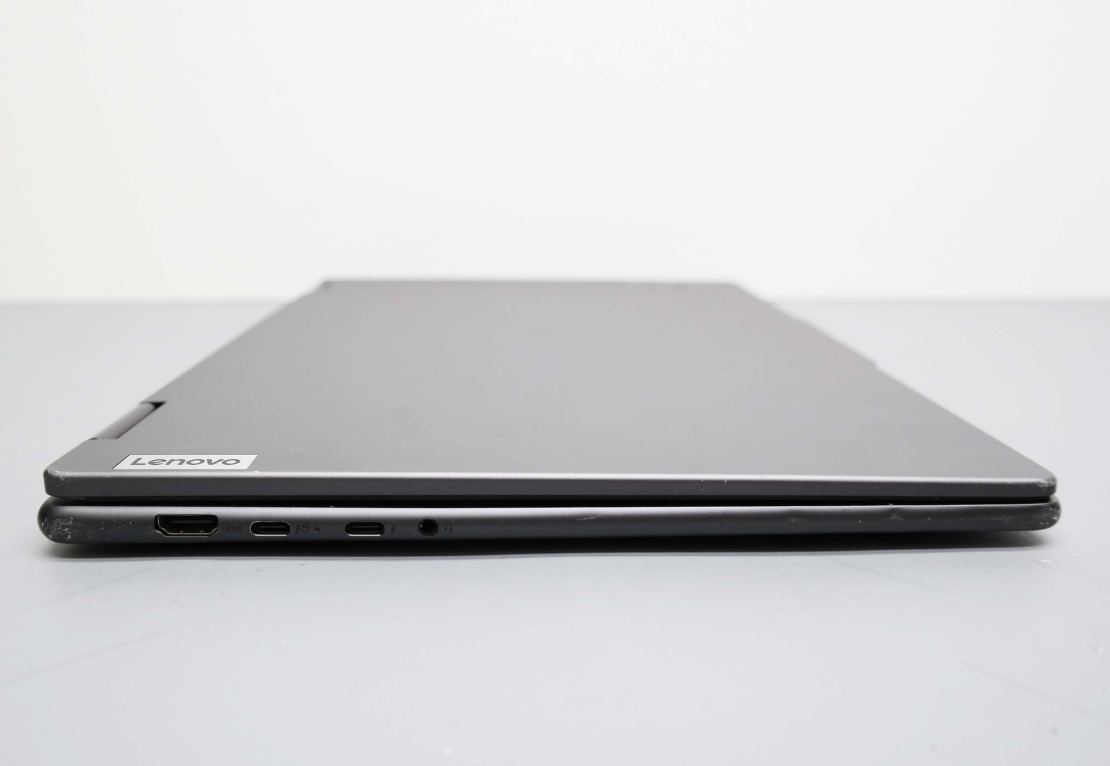 Lenovo Yoga 7 16IRL8 16″ Core i5-1335U 1.3GHz 8GB RAM 512GB SSD