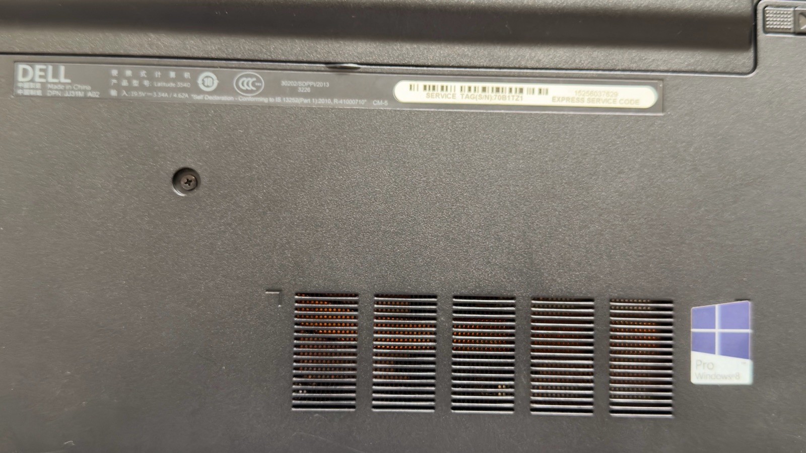 Dell Latitude 3540 Intel Core i5 Windows 8 Pro Gray/Black Notebook/Laptop