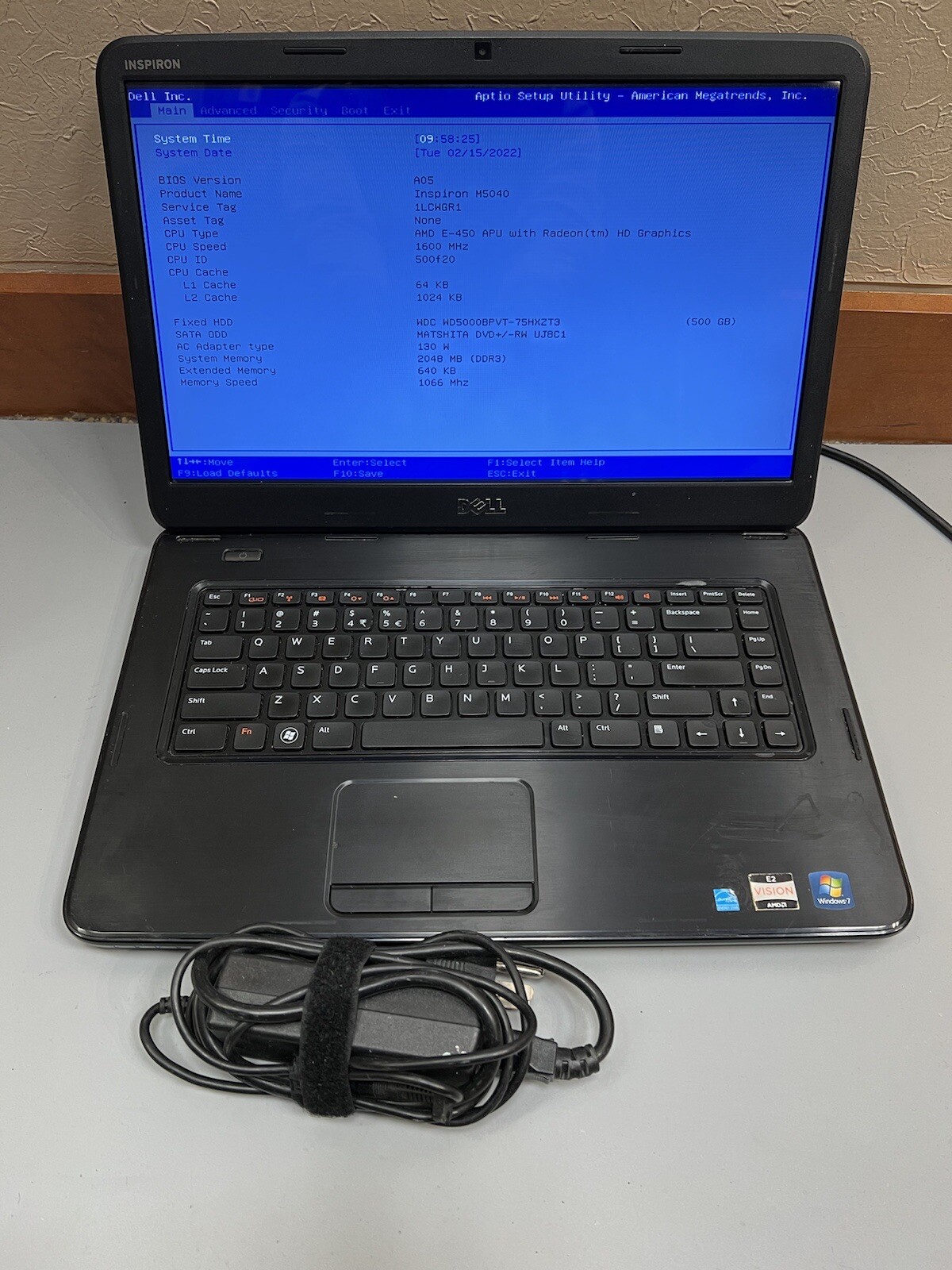 Dell Inspiron M5040 AMD E-450 RADEON GRAPHICS 2GB RAM 500GB WEBCAM BLUETOOTH