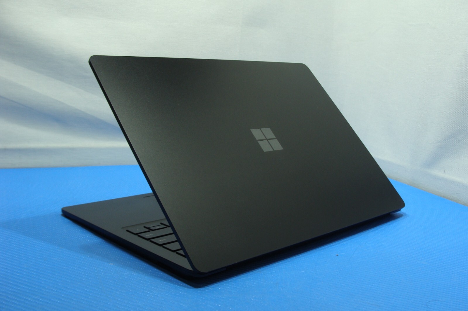 Microsoft Surface Laptop 3 1868 13.5″TOUCH i5-1035G7 1.2GHz 8GB 256GB PWRBattery