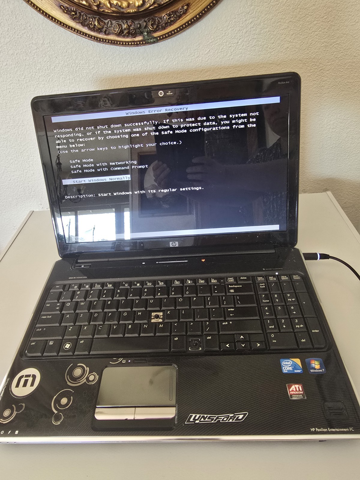 HP Pavilion dv6 Laptop 2.53GHz Intel Core 2 Duo CPU,4GB (2x2GB) RAM, Windows 7