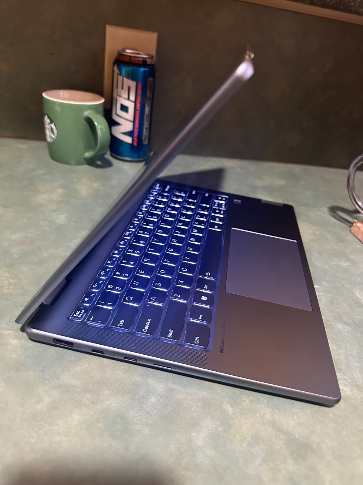 Lenovo – Yoga 7i 14″ 2.2K Touch 2-in-1 Laptop – Intel Evo Platform – Core i7