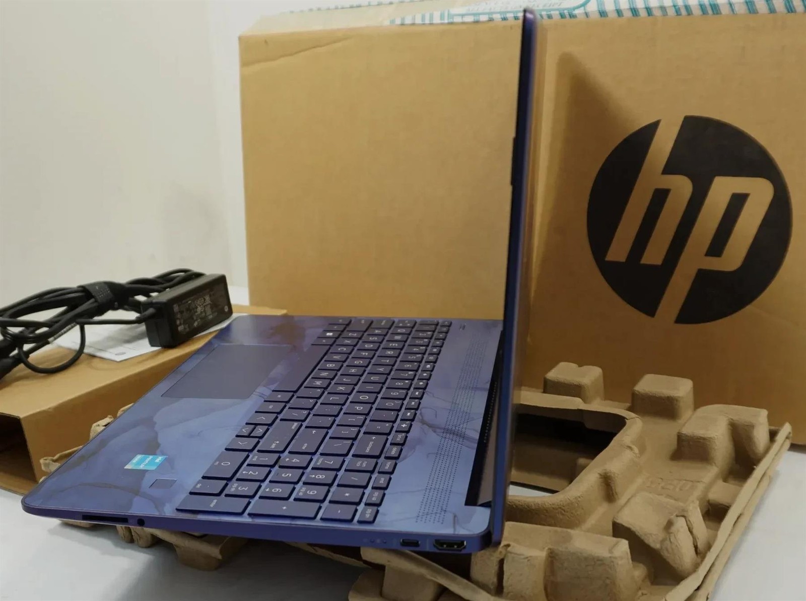 HP 15-dy3003ds 15.4″ FHD Touch Intel Pentium Silver N6000 1.1GHz 8GB 256GB