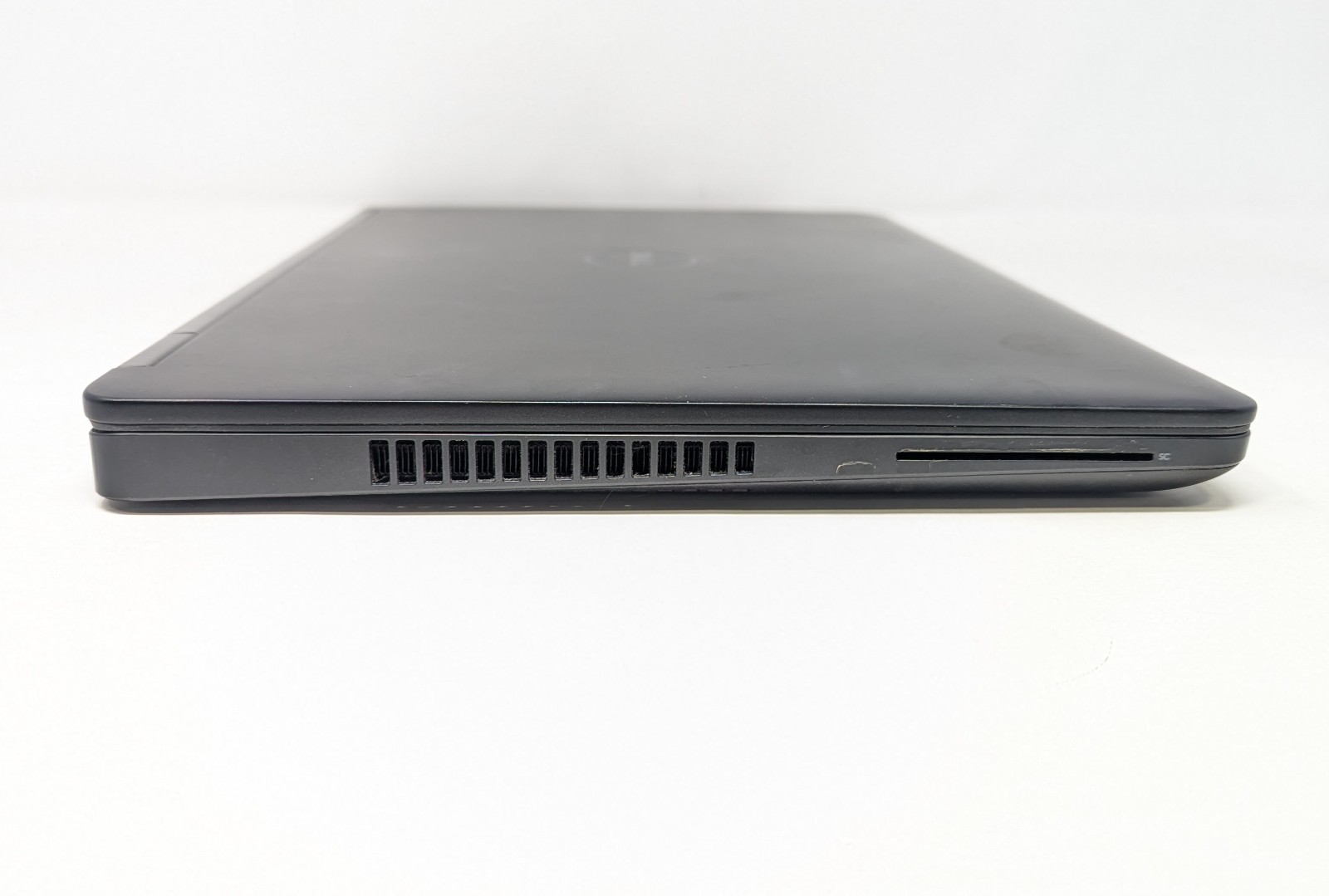 Dell Latitude E5570 – 15.6″ Intel Core i7-6820HQ 8GB DDR4 RAM No OS/SSD/Battery