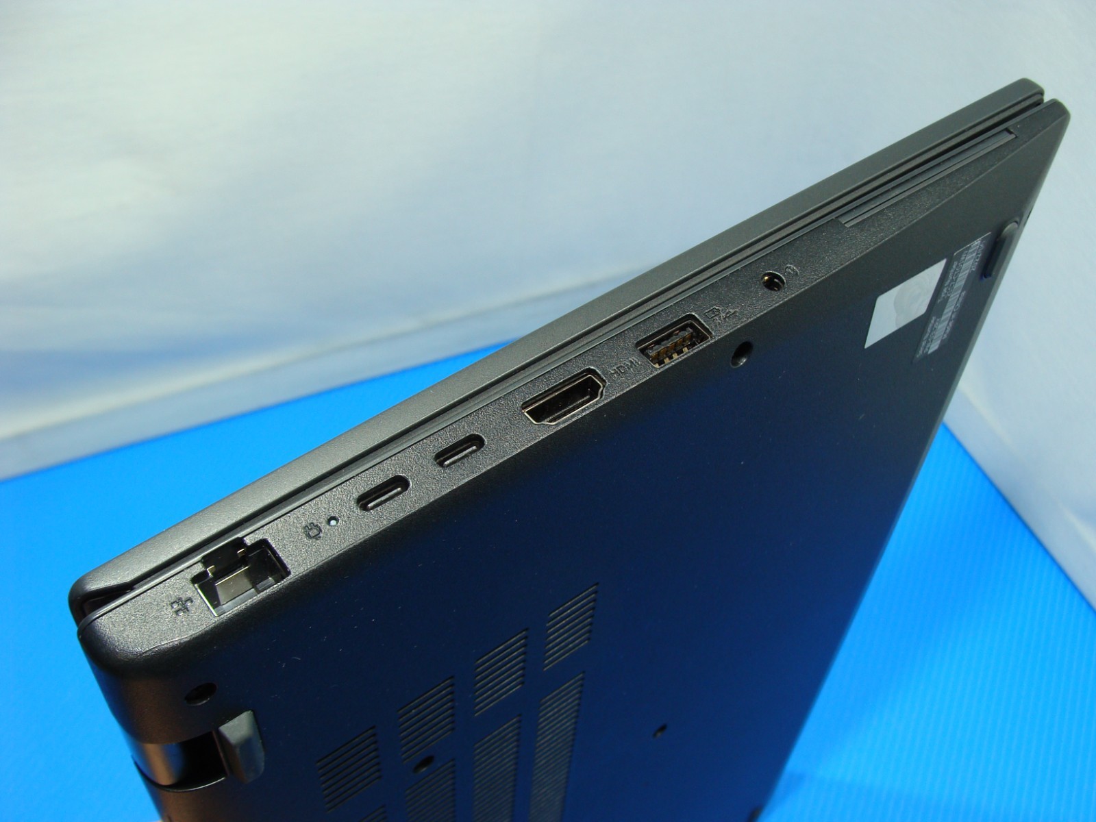 Lenovo ThinkPad L15 Gen3 15.6″FHD AMD Ryzen 5 PRO 2.3GHz 8GB 256GB W11P +Charger