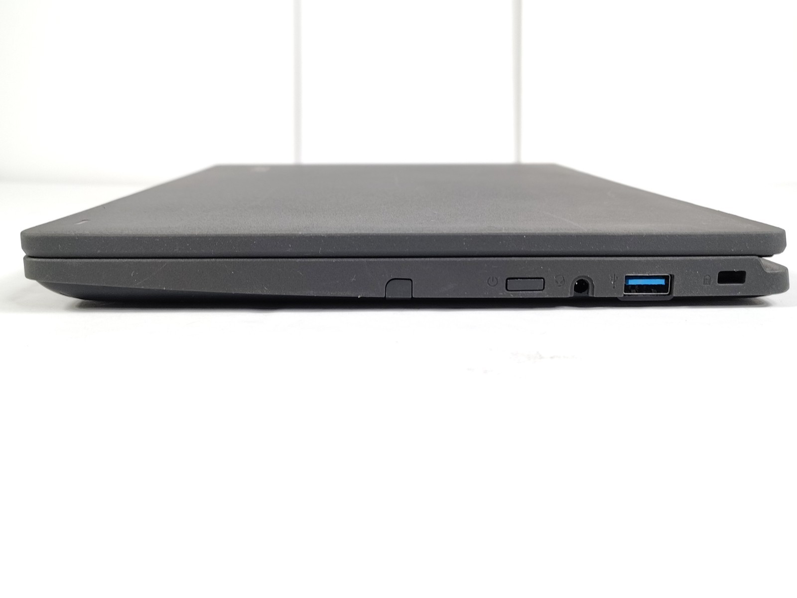 Acer TravelMate B3 B311-31 Laptop PC Computer Windows 11 – Damaged Screen AS-IS