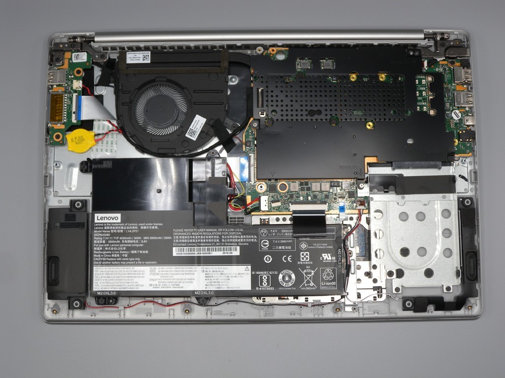 Lenovo Ideapad 330S-15ARR Ryzen 5 2500U 8GB RAM – Not working – For parts