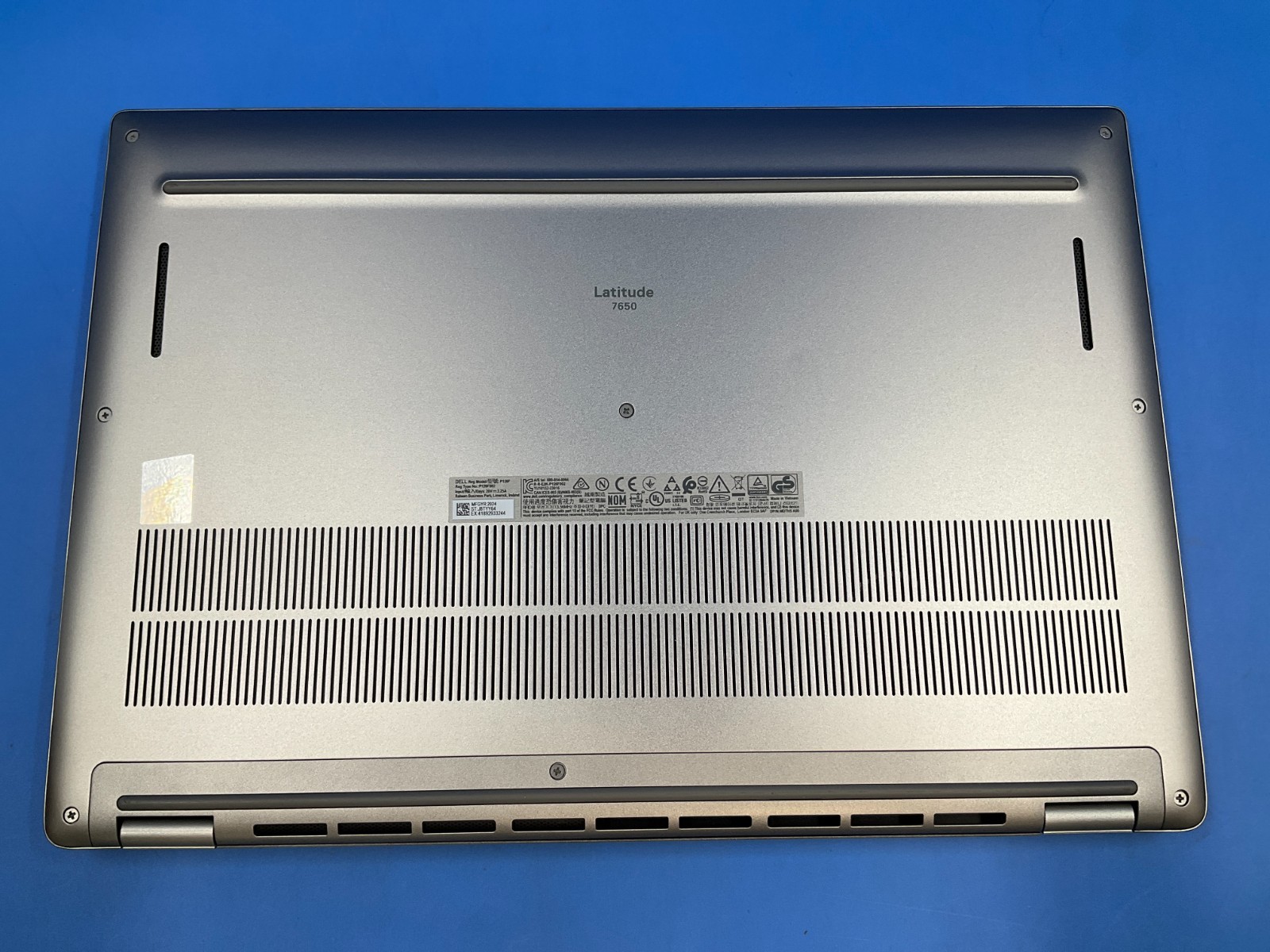 Dell Latitude 7650 U7-165U 32GB 512GB BT5.4 WiFi7 16F W11P 3MCXC ✅❤️️✅❤️️ NEW