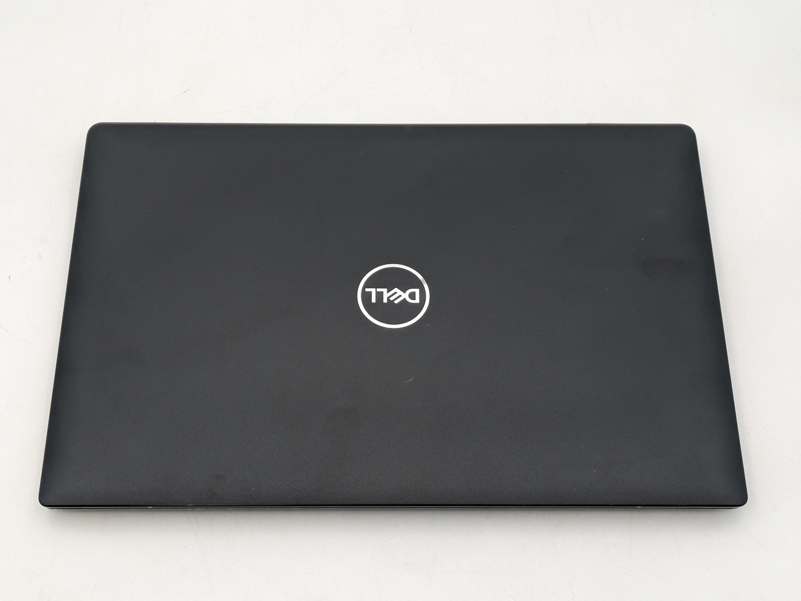 Dell Latitude 3520 15.6″ i7-1165G7 8GB DDR4 256GB SSD Windows 11 Home