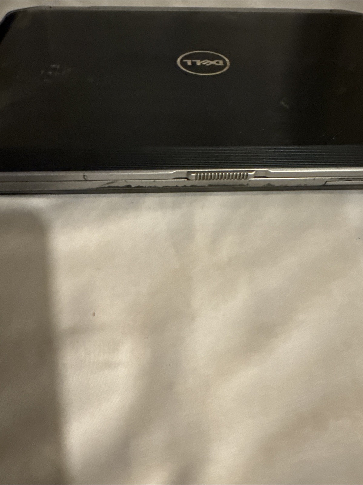 Dell Latitude E6420 UNTESTED – SOLD FOR Parts Latitude E6420