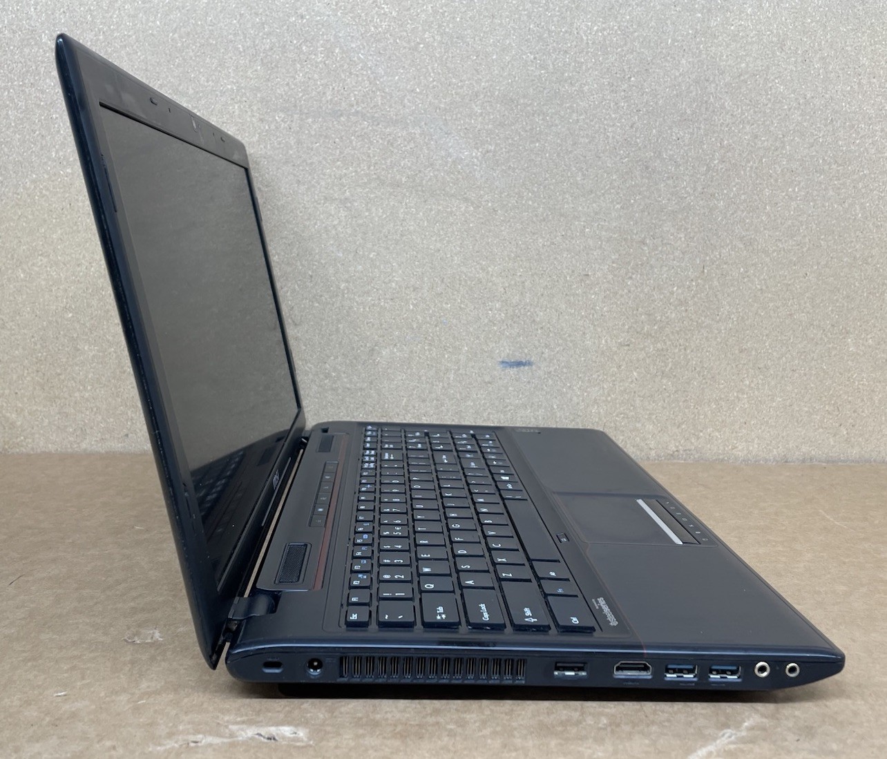 MSI MS-16GH Laptop, Intel Core i7-47210HQ, 12GB RAM, 250GB SSD, Windows 10
