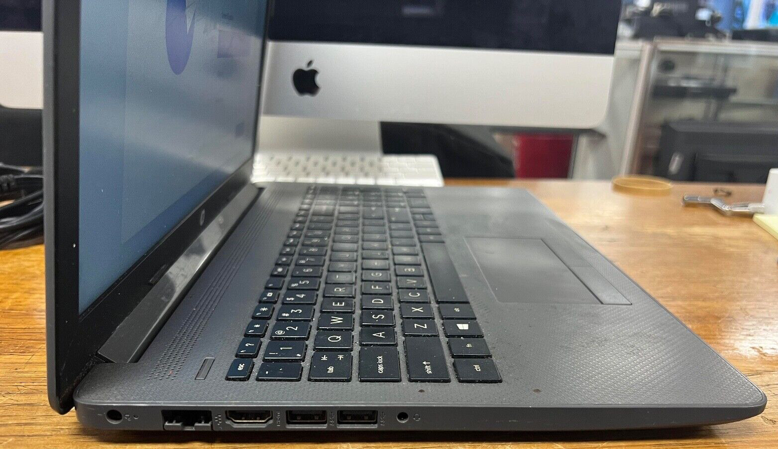 HP 255-G7 AMD A4-9125 8GB 128GB SSD Win-10