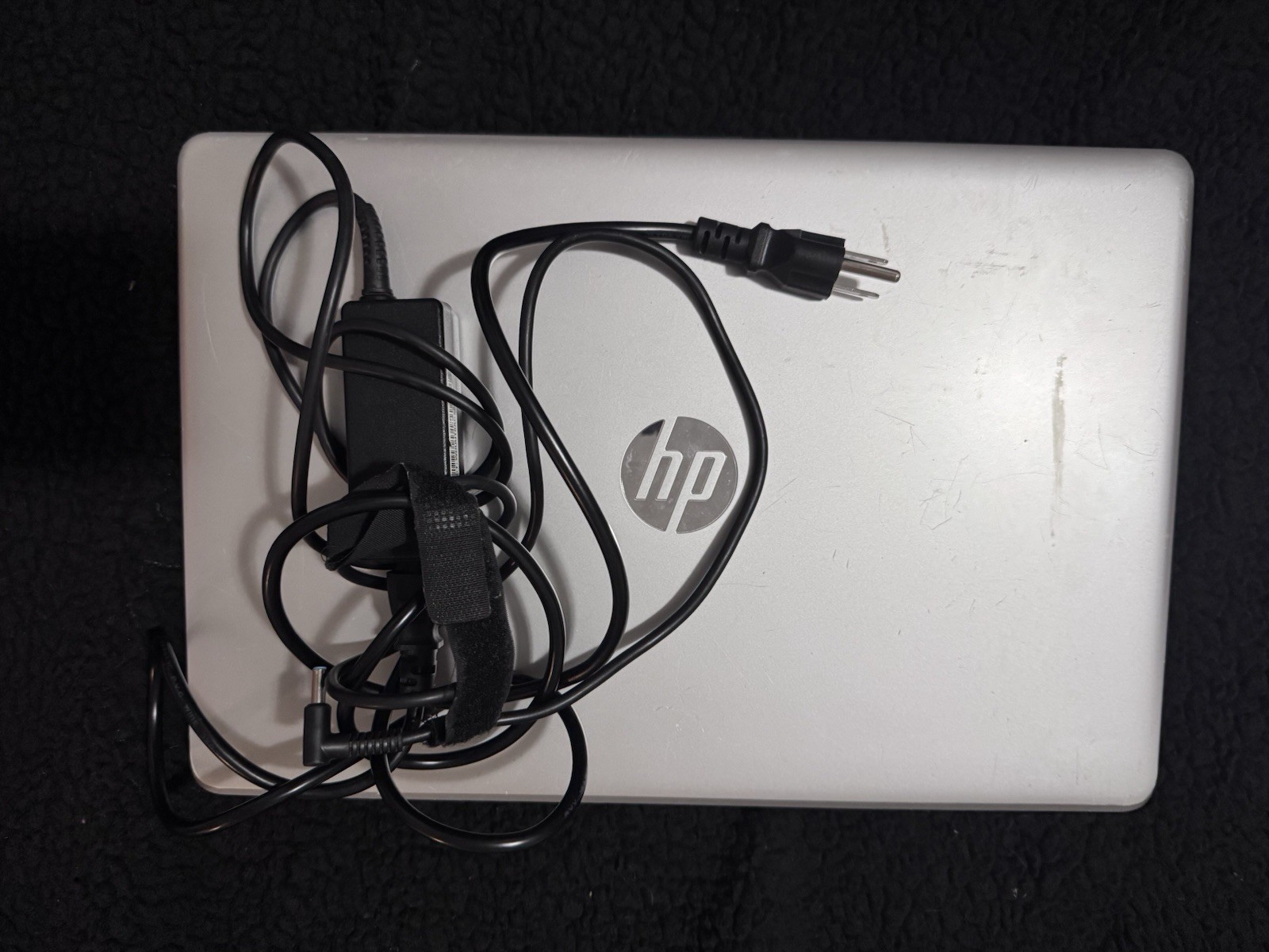 HP bs060wm 15.6″ i5-7200U 2.5 GHz 8GB RAM 1TB HDD – Working Laptop – Read Desc