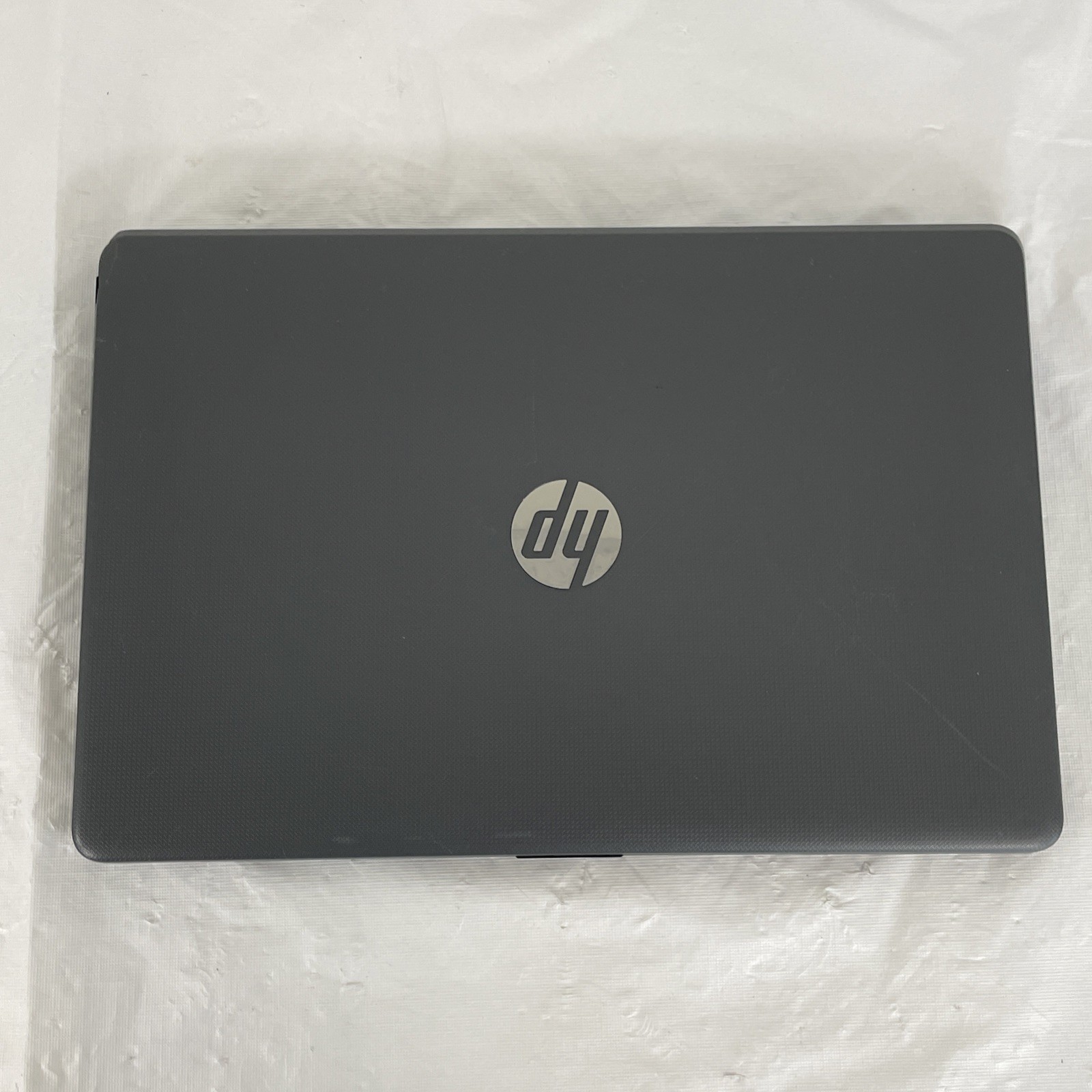 HP PAVILION 15-bs1xx | 15-8250U 1.60 GHz | 8GB RAM | NO HDD | SEE DESCRIPTION!