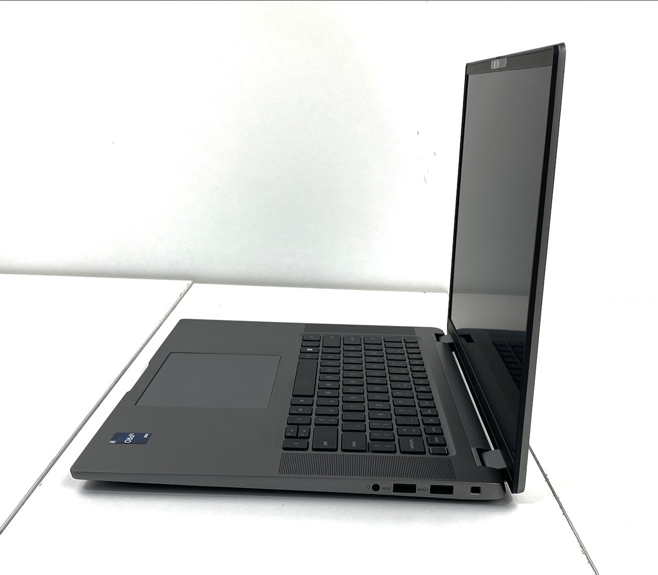 Dell Latitude 7640 Core i7 13th Gen 1.80GHz 1365U 32GB 500GB Win 11 Pro Grade–B