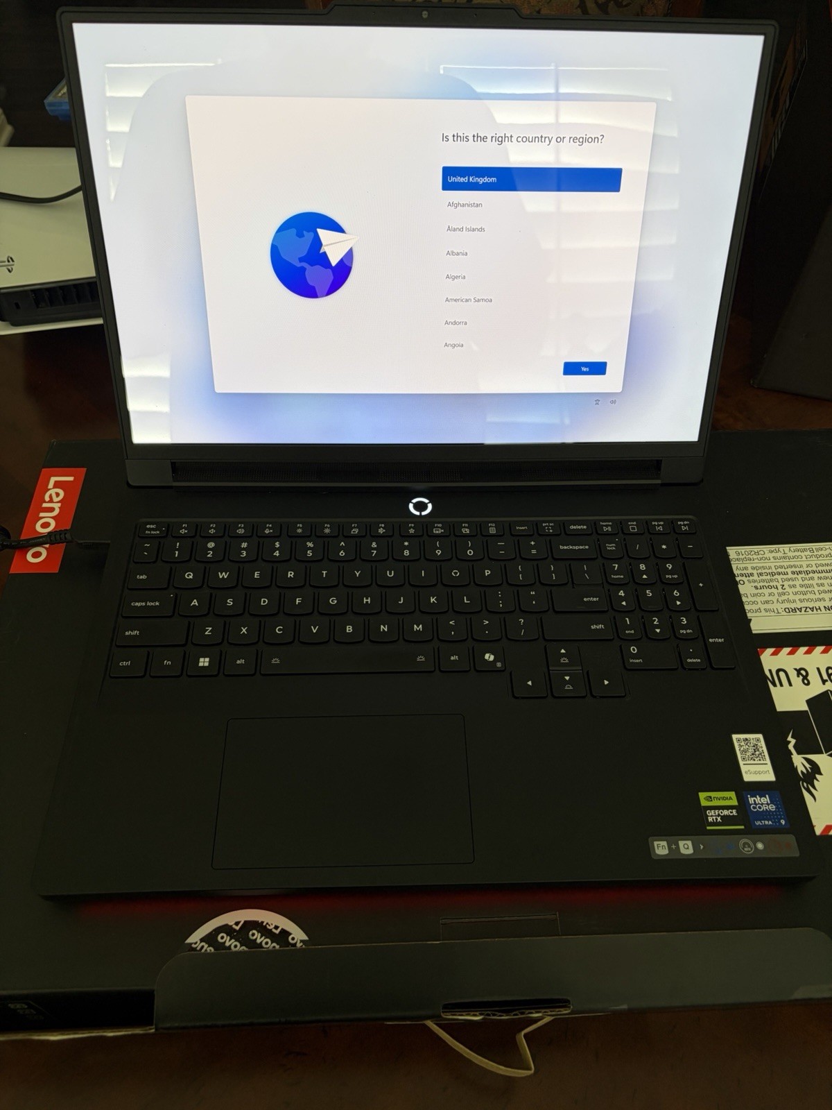 Lenovo Legion Pro 7 16IAX10H 16″ Ultra 9 275HX 64GB RAM 2TB RTX 5080 Warranty