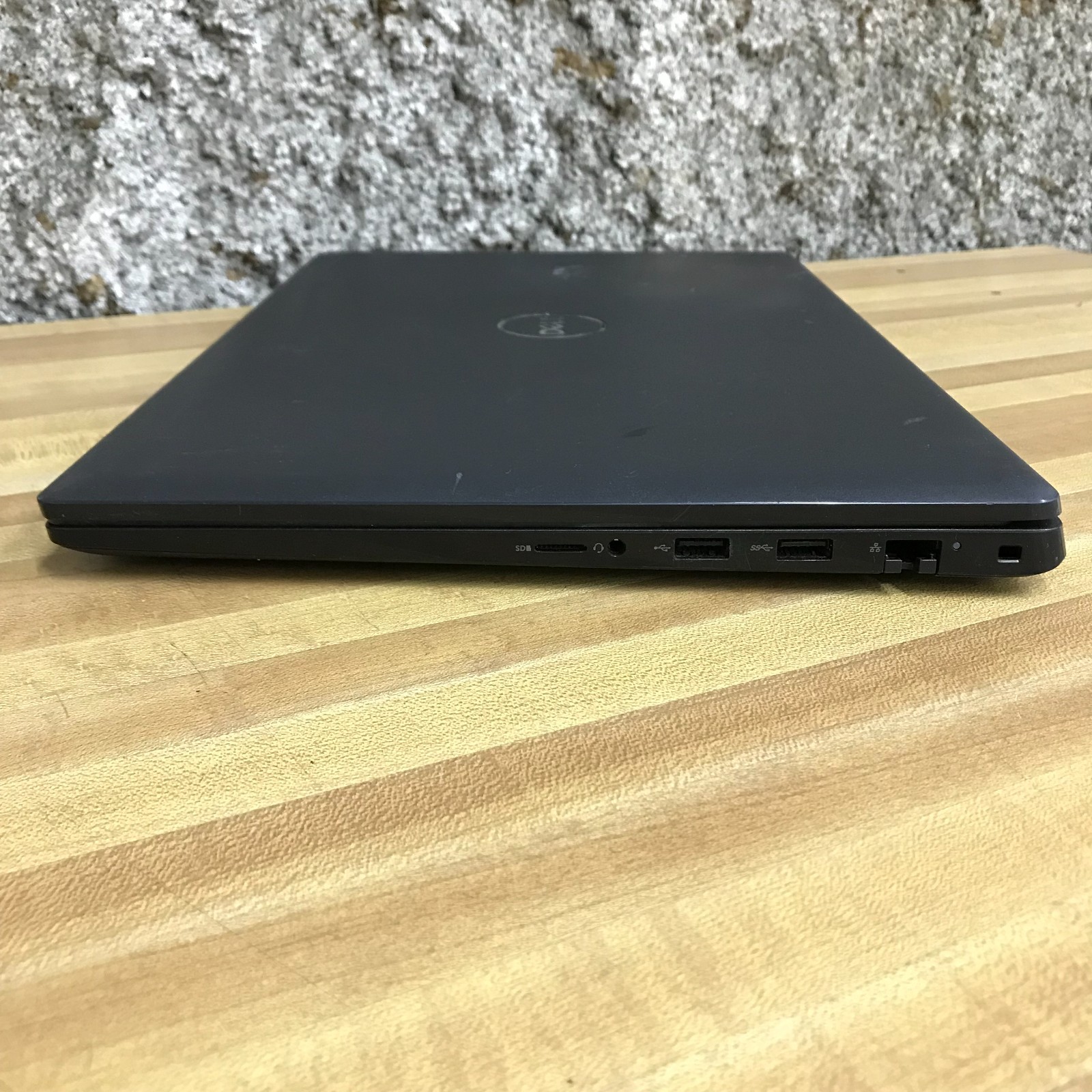 Dell Latitude 3520 15.6″ i5-1135G7 2.4GHz 8GB RAM 256GB SSD (Windows 11 Pro)