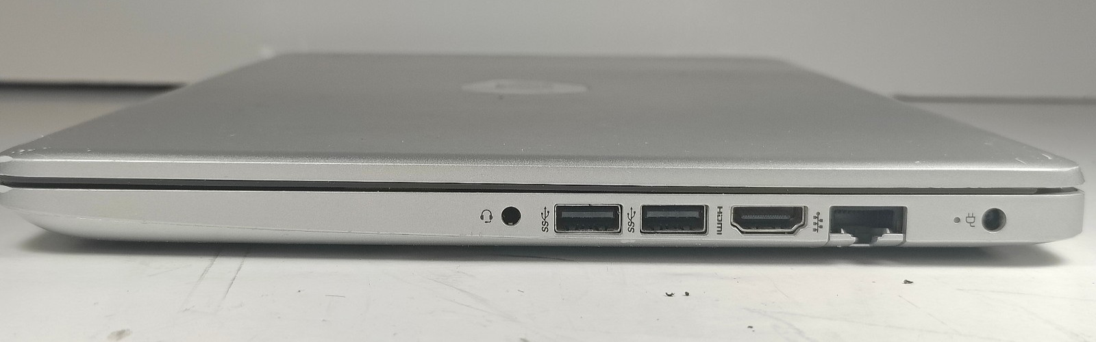 HP 14-dk0002dx Laptop AMD A9-9425 3.10GHZ 14″ HD 8GB RAM 128GB SSD Windows 11