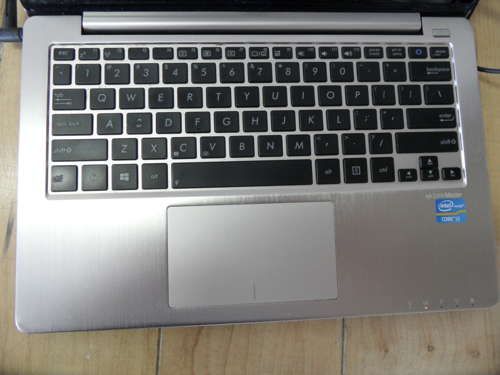 Asus X202E Laptop For Parts Posted Bios Hard Drive Wiped Dinged Up
