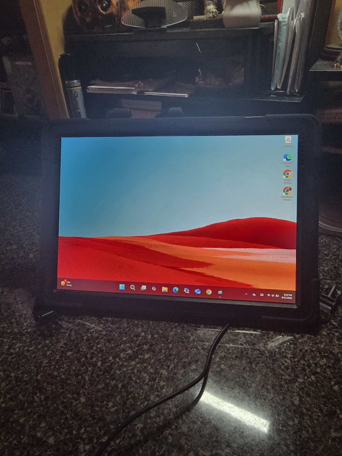 Microsoft Surface Pro x SQ2 16GB