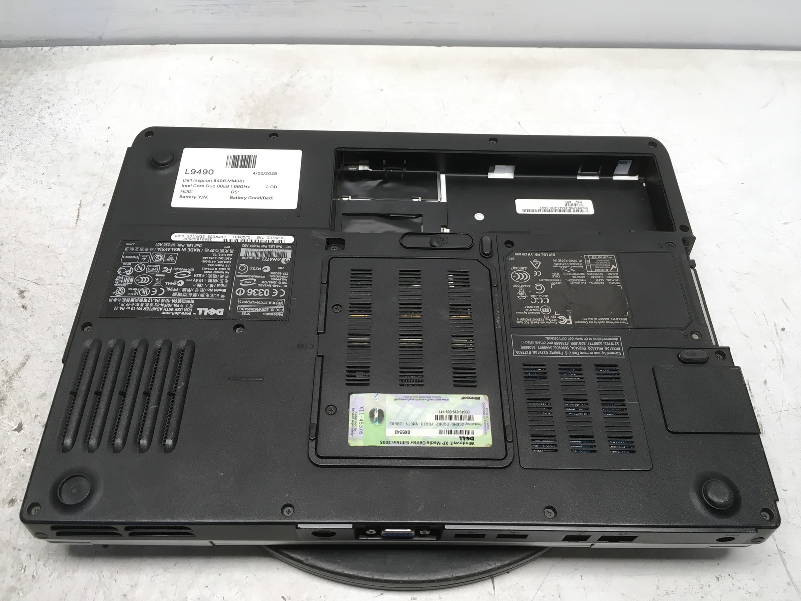 Dell Inspiron 6400 MM061 Intel Core Duo 06E8 1.66GHz 2 GB NO HDD No Batt