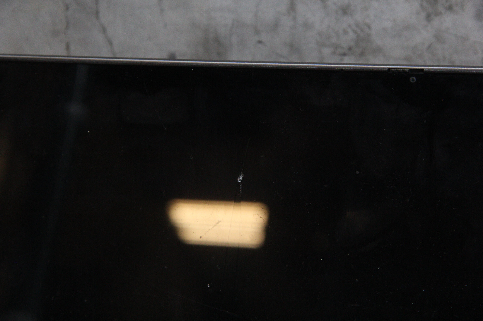 Dell Inspiron 5400 2-in-1 -Broken Screen, No SSD, AS-IS- i7-1065G7, 12GB Ram