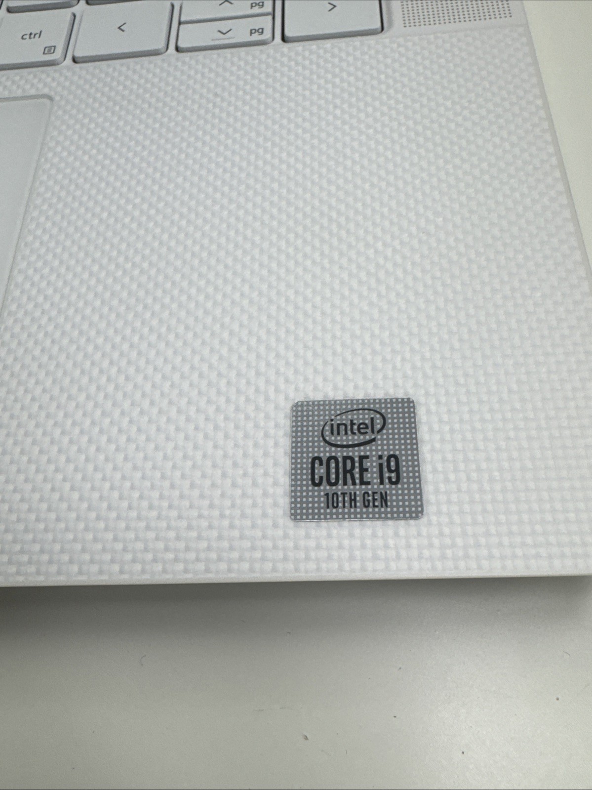 Dell XPS 15 9500 i9-10885H 64GB 2TB SSD 4K Touch 15.6 GTX 1650 Ti Laptop White