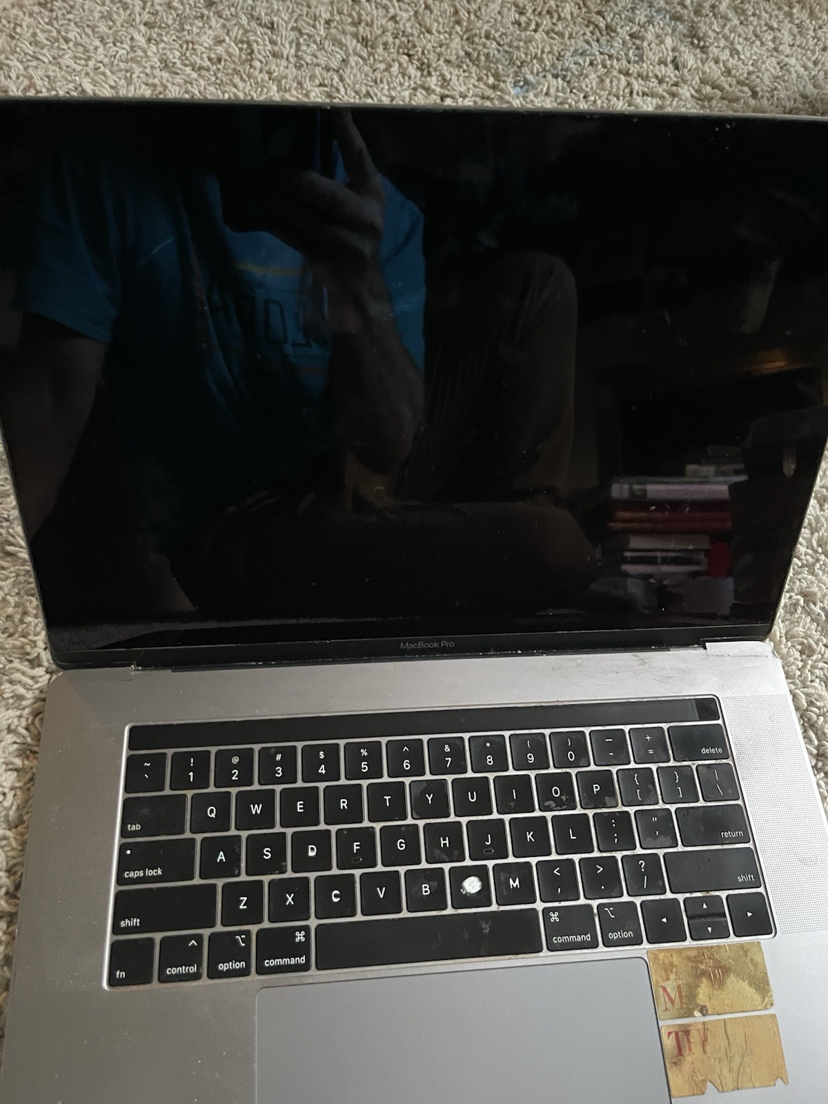 Apple A1990 MacBook Pro 2018 15″ Intel i7-8750H 16GB 256GB SSD Parts Repair